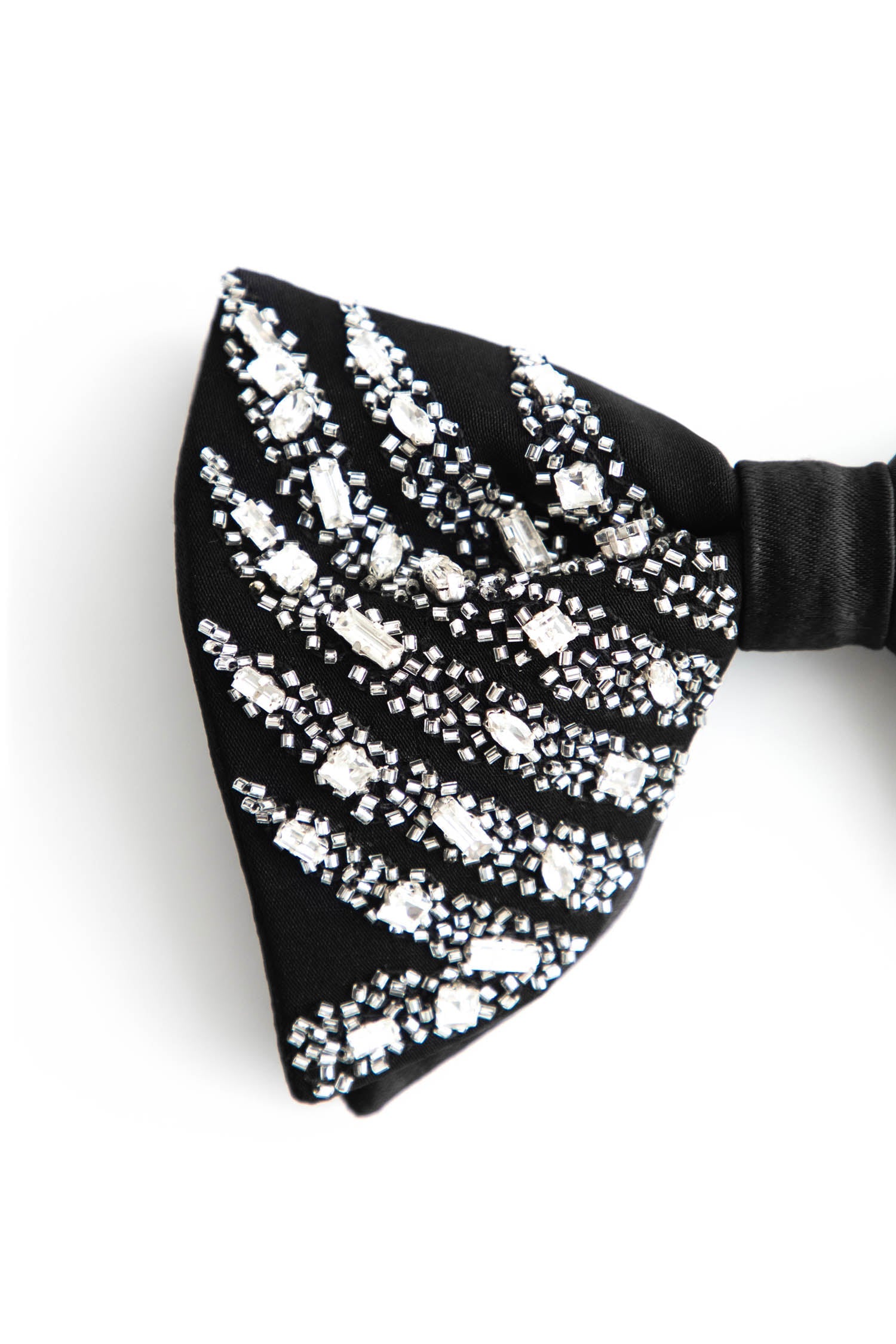 Avian - Hand Embroidered Designer Bow-Tie
